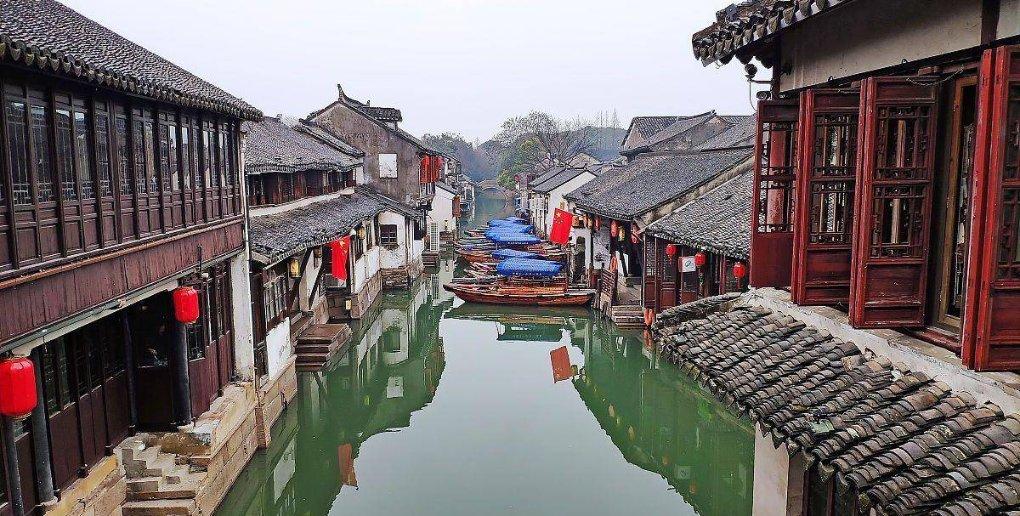 巩汉林、李金斗领衔!全国相声小品优秀节目展演温暖冬日山城
